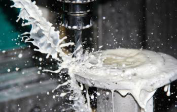 金属加工液消泡剂应用图 金属加工液消泡剂应用图